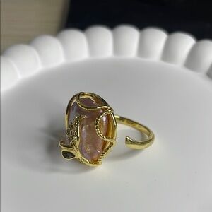 Freshwater pearl ring. Elegant Gold and Pink Ring